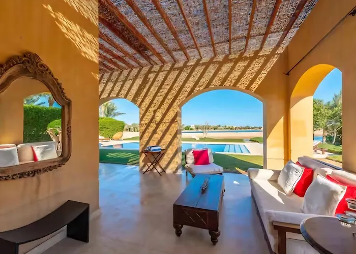 North Golf - El Gouna Luxury Homes Villa